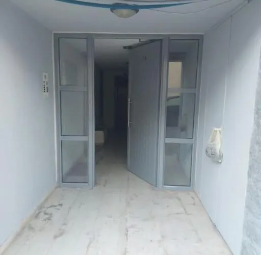 Koum Kapi 1st Floor *