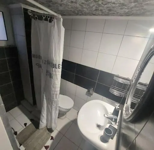 Koum Kapi 1st Floor 하니아